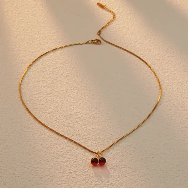 Wholesale 304 Stainless Steel Plastic Cherry Ion Plating (IP) 18K Gold Plated Sweet Simple Style Waterproof Non Tarnish Plating Regular Chain Pendant Necklace