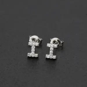 Silver / Letter I