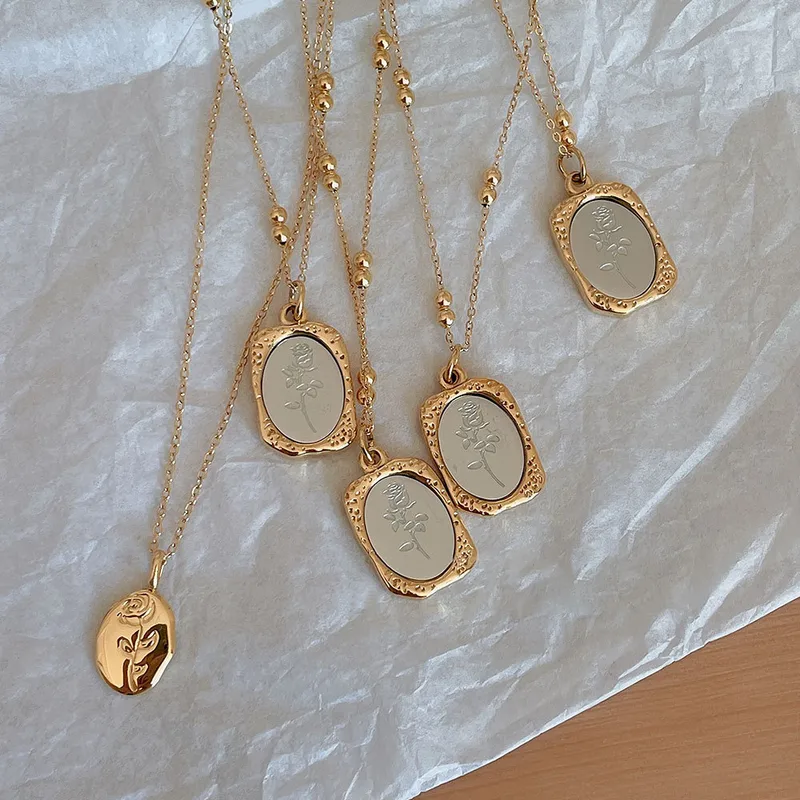 Wholesale Simple Style Commute Flower Stainless Steel Titanium Steel Patchwork Pendant Necklace