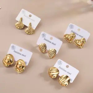 Wholesale 1 Pair/Package Casual Modern Style Sector Red Heart Diamond Plaid Polishing Plating 201 Stainless Steel 18K Gold Plated Earrings