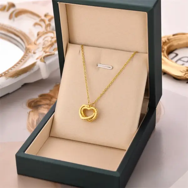 Wholesale Real Gold Plated Heart Shape 304 Stainless Steel Copper Fashion Waterproof Non Tarnish Pendant Necklace