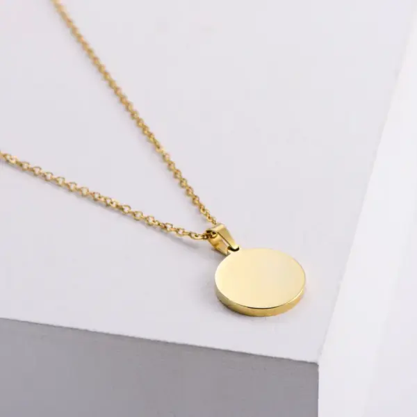 PVD Coated 18K Gold Plated Letter Shell Simple Style Waterproof Non Tarnish 304 Stainless Steel Pendant Necklace