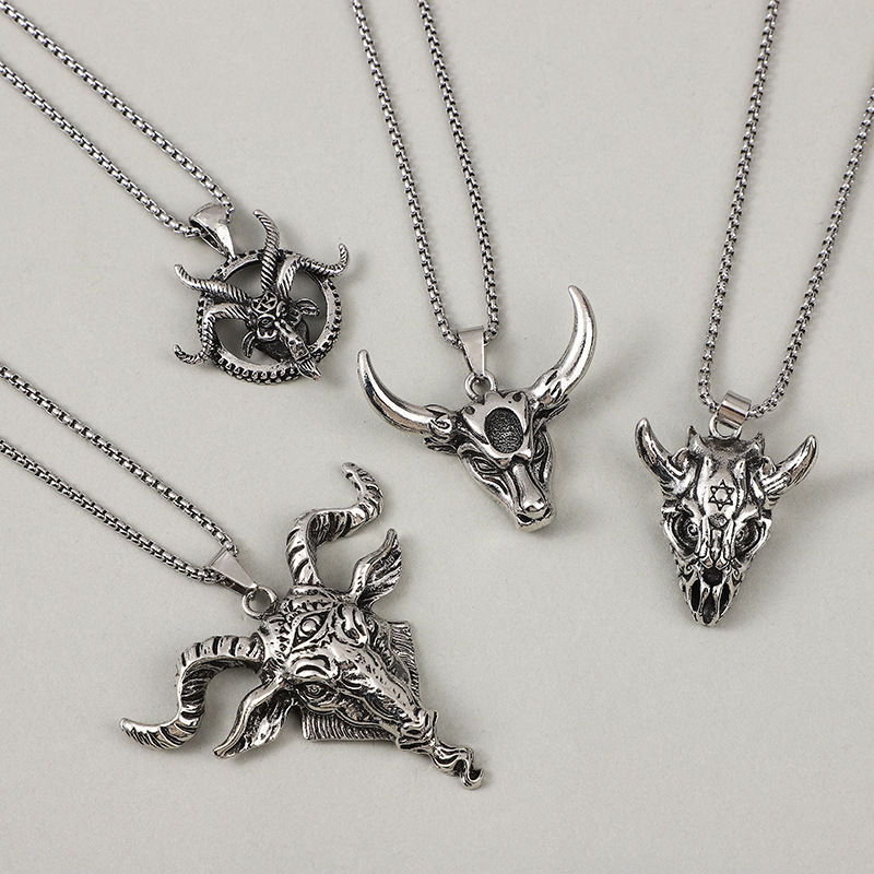 Wholesale European and American Domineering Prajna Big Ghost Skull Necklace Trendy Personalized Titanium Steel Punk Men's Hip-Hop Pendant Men's Sweate