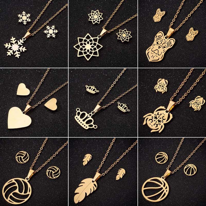 Wholesale Fashion New snowflake stud earrings necklace jewelry suit 18K gold love heart-shaped jewelry suit foreign trade two-piece set