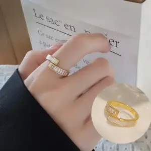 Gold Square Zircon Drop Ring