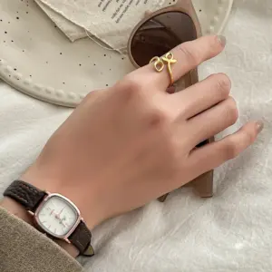 A16J / Adjustable Opening