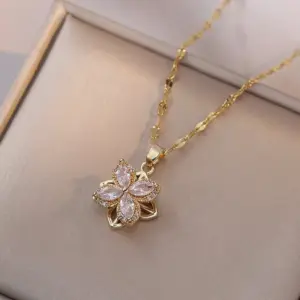 X0057 Gold Four-Leaf Flower Necklace [With Pendant]