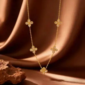 X01091-Zircon Four-leaf Flower-Necklace- Gold
