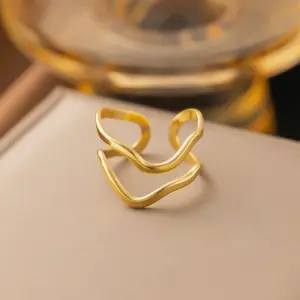 47 / Gold