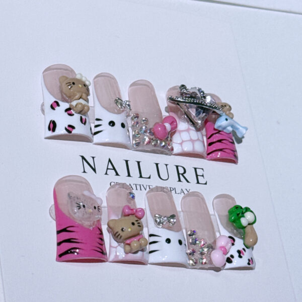 Wholesale Cross-border duckbill nail art region limited European and American nails hand-worn armor