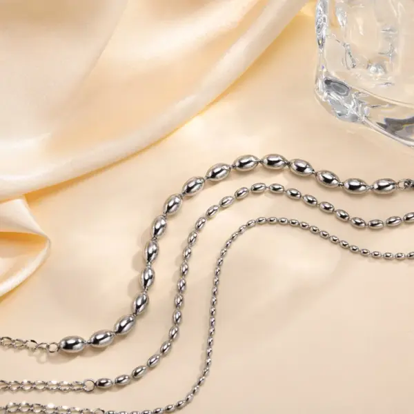 PVD Coated Gold Plated Solid Color Stainless Steel Simple Style Waterproof Non Tarnish 201 Stainless Steel Bracelets