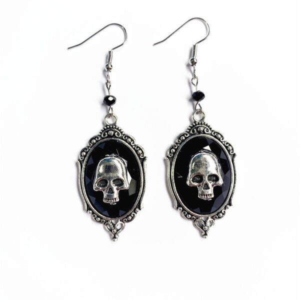 oly-d7157528bd02e77fa754a7284834885c Wholesale Gothic skull pendant, Gothic skull earrings factory direct sales