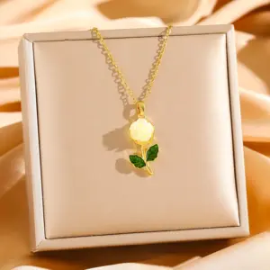 8856 Green Leaf White Rose