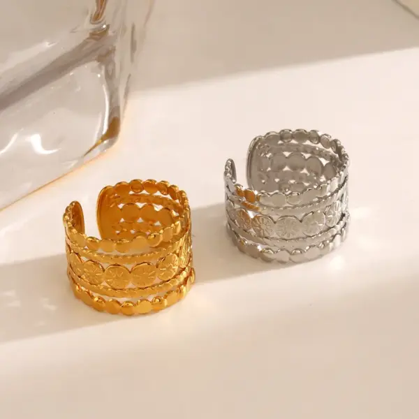 Wholesale Ion Plating (IP) 18K Gold Plated Round 304 Stainless Steel Simple Style Waterproof Non Tarnish Open Rings