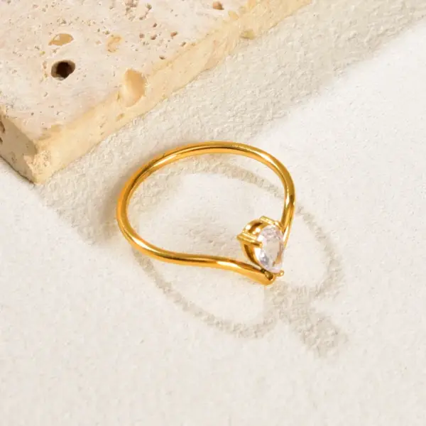 Wholesale 304 Stainless Steel Water Droplets PVD Coated Zircon 18K Real Gold Plated Simple Style Classic Style Waterproof Non Tarnish Inlay Gold Rings