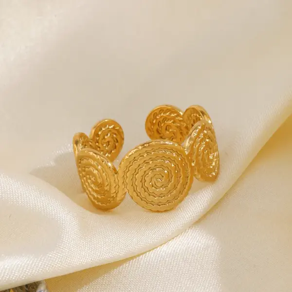 PVD Coated 18K Gold Plated Spiral 304 Stainless Steel Simple Style Waterproof Non Tarnish Open Rings