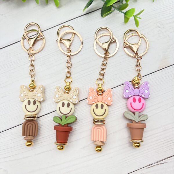 Wholesale New Cute Smiley Dot Bow Silicone Beaded Keychain Bag Key