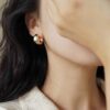 oly-d75fc0b10a2f4c43ec39bbee7a72e481 Wholesale Water op Ear Buckle Female Niche Design Light Luxury High Feeling Temperament Simple French Fashion Circle Ins Style Earrings