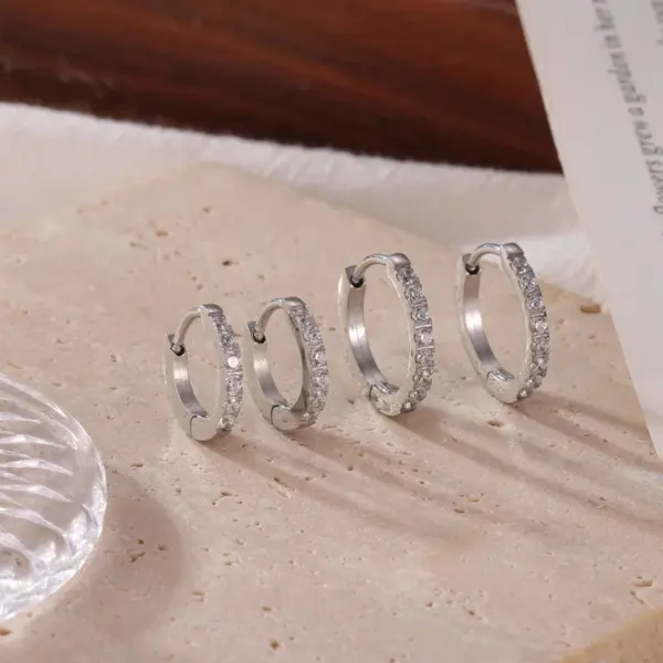 Ion Plating (IP) Real Gold Plated Round 304 Stainless Steel Simple Style Classic Style Waterproof Non Tarnish Earrings