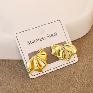 Gold / Average Size / Style 49