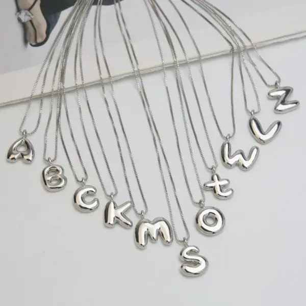 Wholesale Brass Simple Style Plating Letter Pendant Necklace