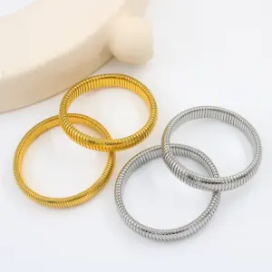 Fashion Geometric 304 Stainless Steel 18K Gold Plated Stainless Steel Bracelets In Bulk