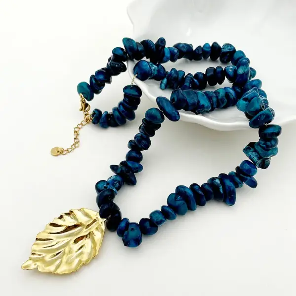 Wholesale PVD Coated Real Gold Plated 18K Gold Leaves Heart Shape Flower 304 Stainless Steel Vacation Beach Pastoral Waterproof Non Tarnish 304 Stainless Steel Pendant Necklace