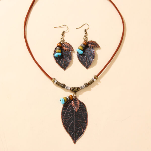 oly-d7f01c691e2cd0c9dc9300636461671e Wholesale Vintage Bohemian Leaf Earring and Necklace Set