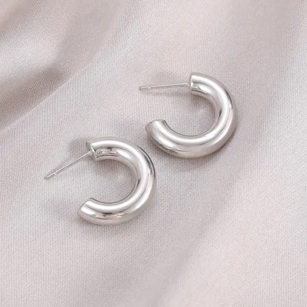PVD Coated Real Gold Plated C Shape Titanium Steel Simple Style Waterproof Non Tarnish Earrings