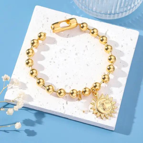 PVD Coated Real Gold Plated 24K 18K Gold Sun Moon 304 Stainless Steel Retro Waterproof Non Tarnish 304 Stainless Steel Bracelets
