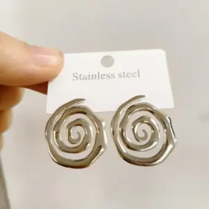 Steel Color Earrings 115 / 18k