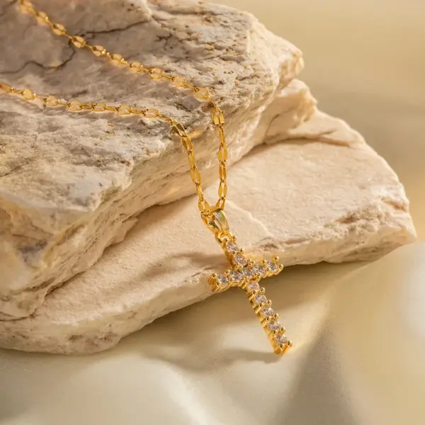 304 Stainless Steel Cross PVD Coated Zircon 18K Gold Plated INS Style Plating Inlay Gold Pendant Necklace