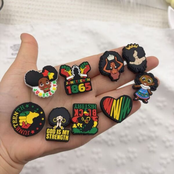 oly-d859fb5a940c5d443d03752e543128a2 Wholesale Cross-border hot sale new creative silicone beads black series silicone beads beads loose beads factory