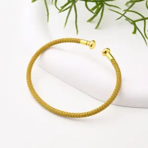 Adjustable Bracelet (Military Yellow) / 3mm (Inner Diameter: 60x45mm) / 1 Strand/Package