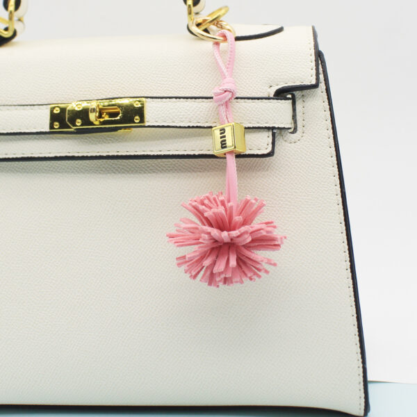 Wholesale Retro-colored tassel sneaker charm, bag charm, keychain, c charm