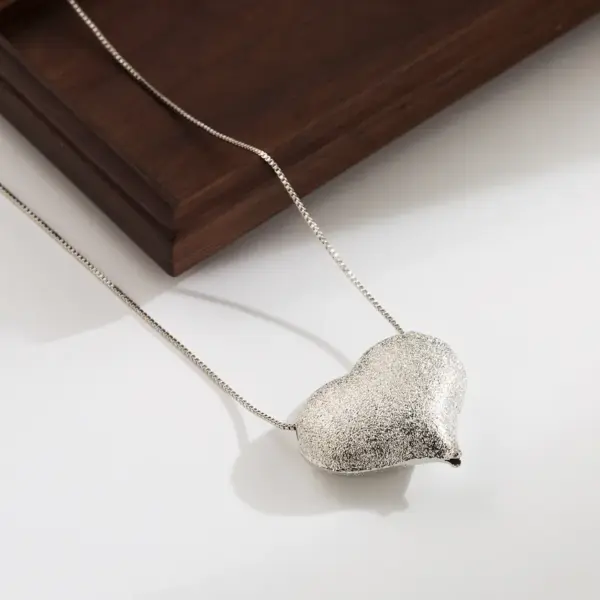 Wholesale Basic Simple Style Heart Shape Copper Plating 18k Gold Plated Pendant Necklace