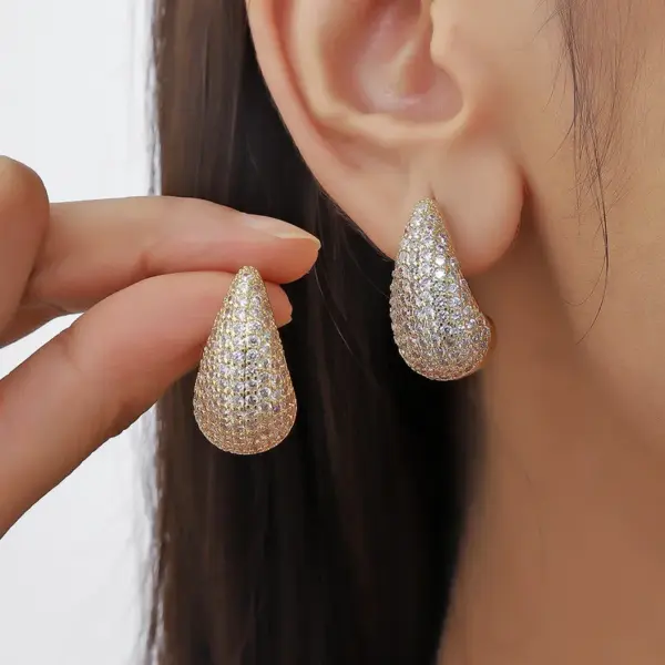 1 Pair Elegant Glam Water Droplets Plating Inlay Copper Rhinestones Ear Studs