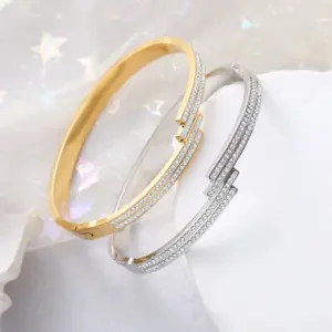Wholesale Basic Classic Style Commute Geometric Stainless Steel Asymmetrical Inlay Zircon Bangle