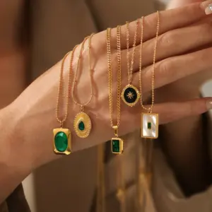 Wholesale Jewelry Retro Geometric 304 Stainless Steel Zircon Inlay Stainless Steel Necklaces