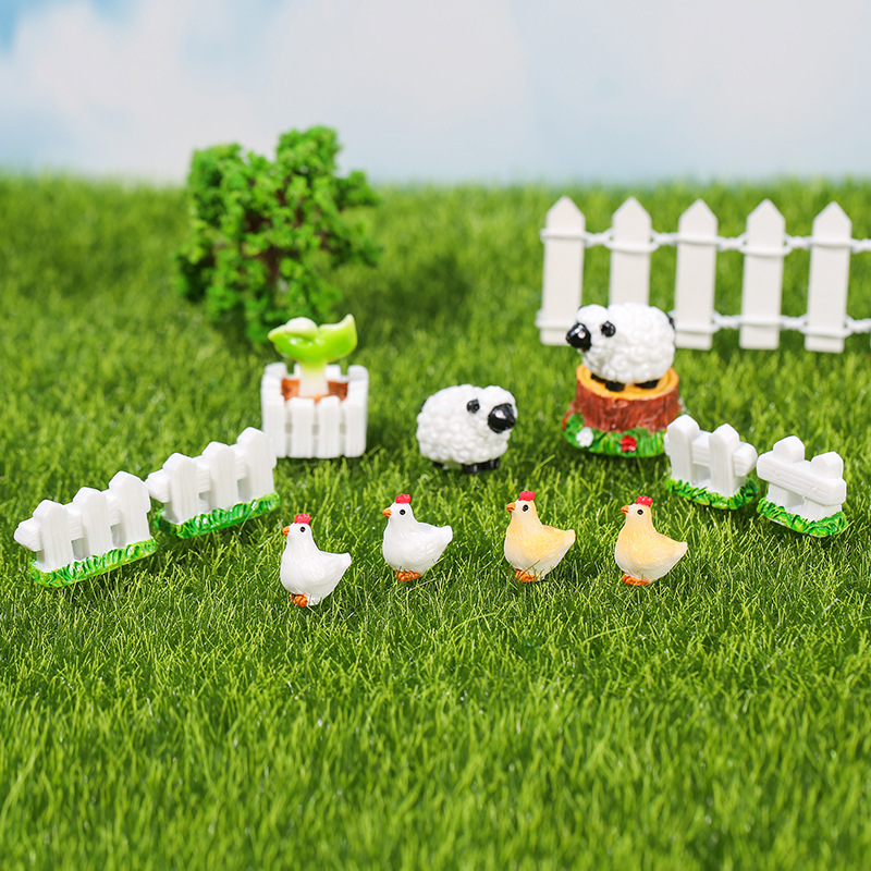 Wholesale New Rooster Hen Moss Micro Landscape Decorative Ornaments Fence Tree Pier Zakka Groceries Resin Ornaments