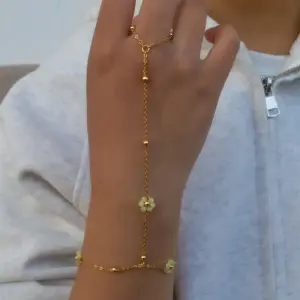 Green Flower / 18k