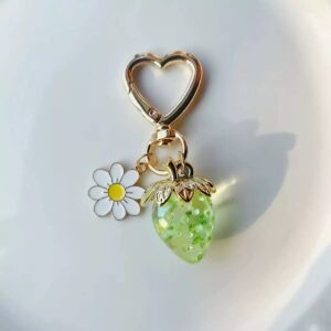 Electroplated green-strawberry daisy keychain