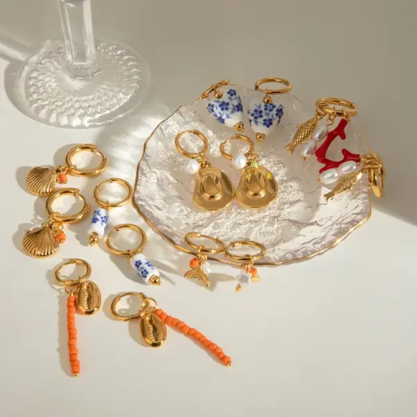 304 Stainless Steel Flower PVD Coated 18K Real Gold Plated Real Gold Plated Simple Style Classic Style Waterproof Non Tarnish Earrings