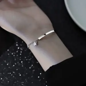 XINGX Line Bracelet / Copper (White Gold Color)