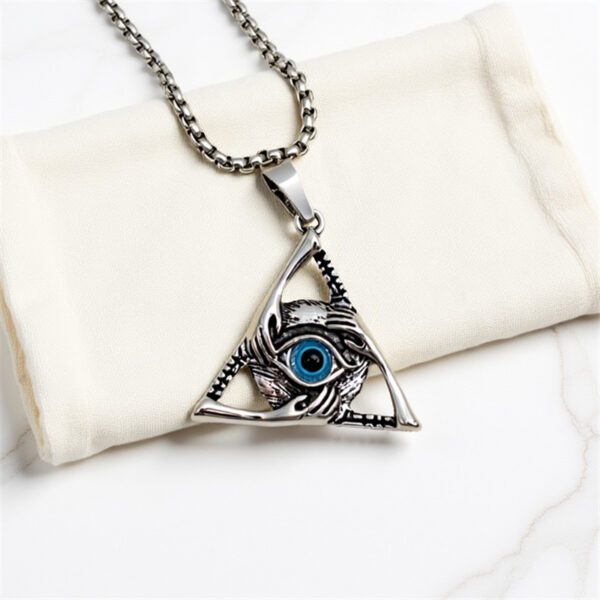 Wholesale Trendy Collaboration Popular Devil's Eye Pendant Retro Unisex Triangular Personality Hip-Hop Sweater Chain