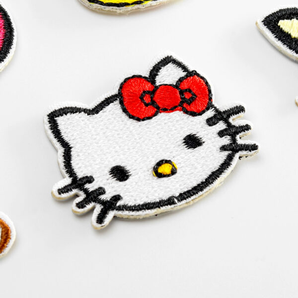 Wholesale DIY patchs Mini small cloth stickers cartoon Puppy OLY Exclusive