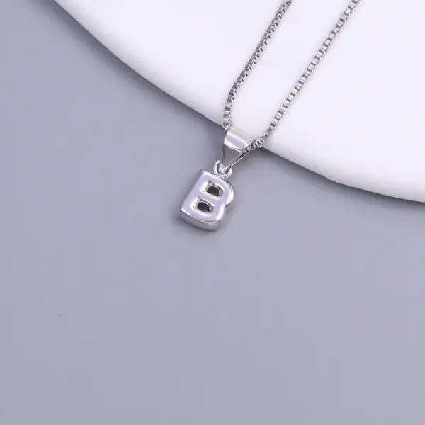 Wholesale Simple Style Letter Copper 18k Gold Plated White Gold Plated Pendant Necklace In Bulk