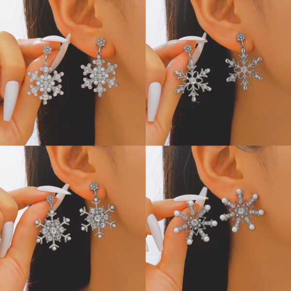 Wholesale Diamond-encrusted winter snowflake earrings