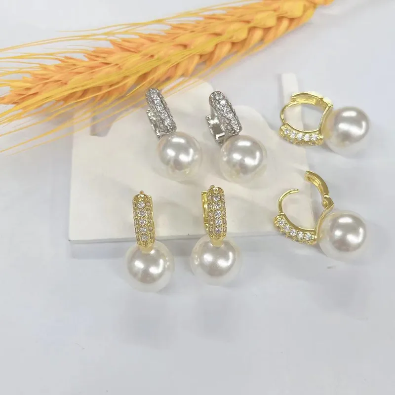 Wholesale 1 Pair Fashion Geometric Copper Inlay Artificial Pearls Zircon Drop Earrings