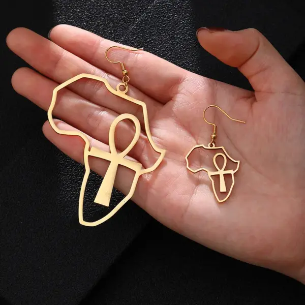 Wholesale Water Plating 18K Gold Plated Cross Map Stainless Steel Simple Style Earrings